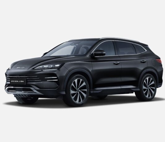 BYD Seal U DM-i, tutto sul SUV plug-in hybrid cinese in vendita in Italia BYD Seal U DM-i
