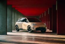 Nuova GAC AION UT: la compatta elettrica arriva in Europa da 27.990 euro GAC AION UT