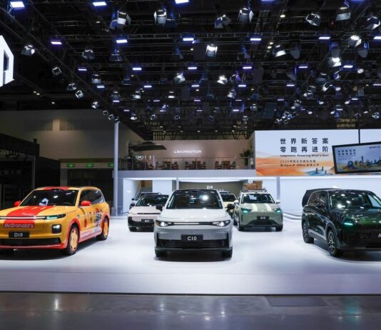 Leapmotor avverte: nei prossimi anni in Cina spariranno molti marchi auto Leapmotor gamma Salone di Pechino