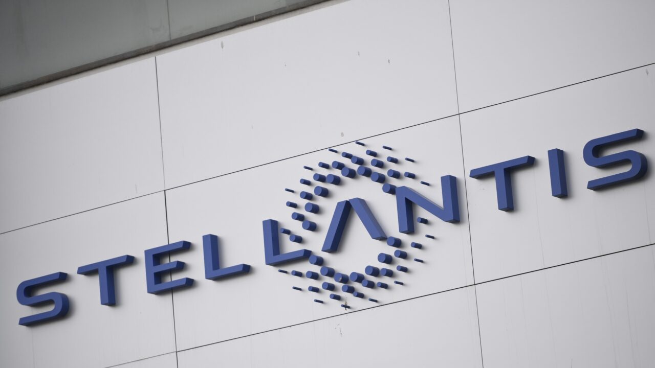 Stellantis logo