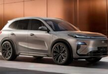 Geely Galaxy Starship 7: la versione elettrica debutta con autonomia fino a 605 km Geely Galaxy Starship 7 EV