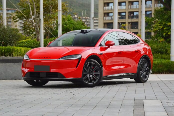 Luxeed R7