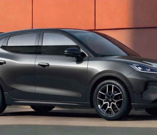 Leapmotor prepara una piccola elettrica da meno di 23.000 euro per sfidare Renault 5 e ID. Polo Leapmotor B03 render